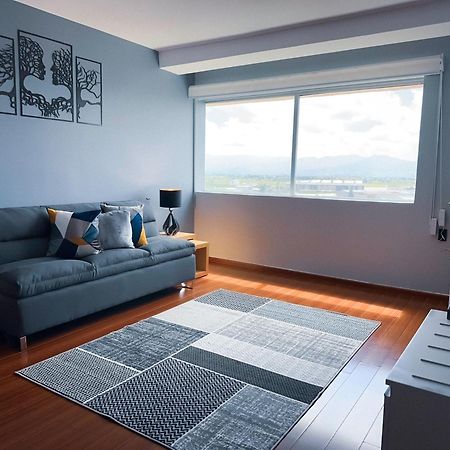 Hotel Opus Grand Toluca Aeropuerto ภายนอก รูปภาพ