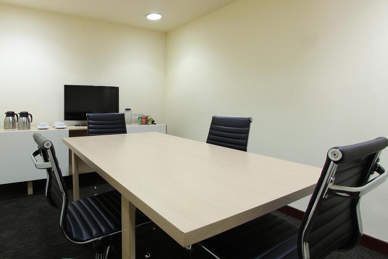 Hotel Opus Grand Toluca Aeropuerto ภายนอก รูปภาพ