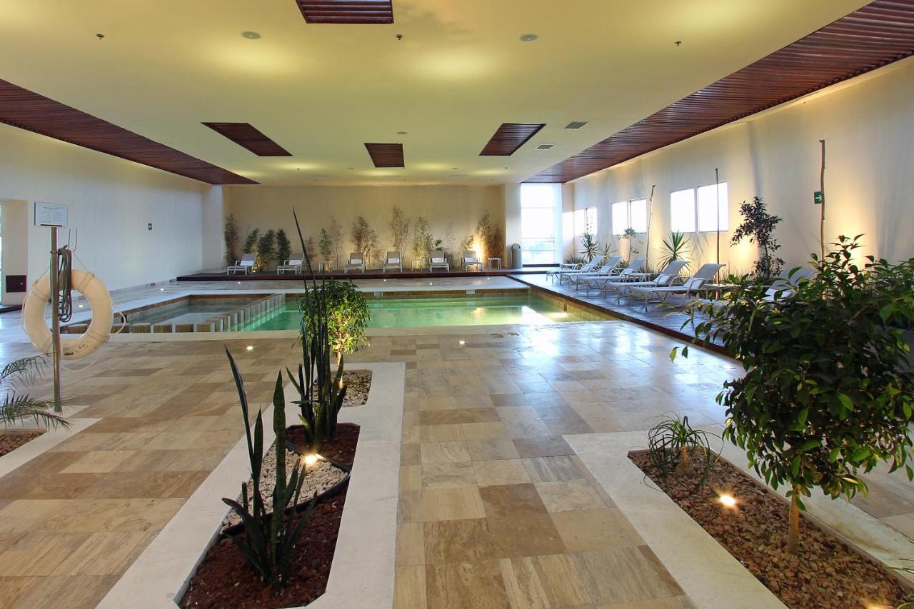Hotel Opus Grand Toluca Aeropuerto ภายนอก รูปภาพ