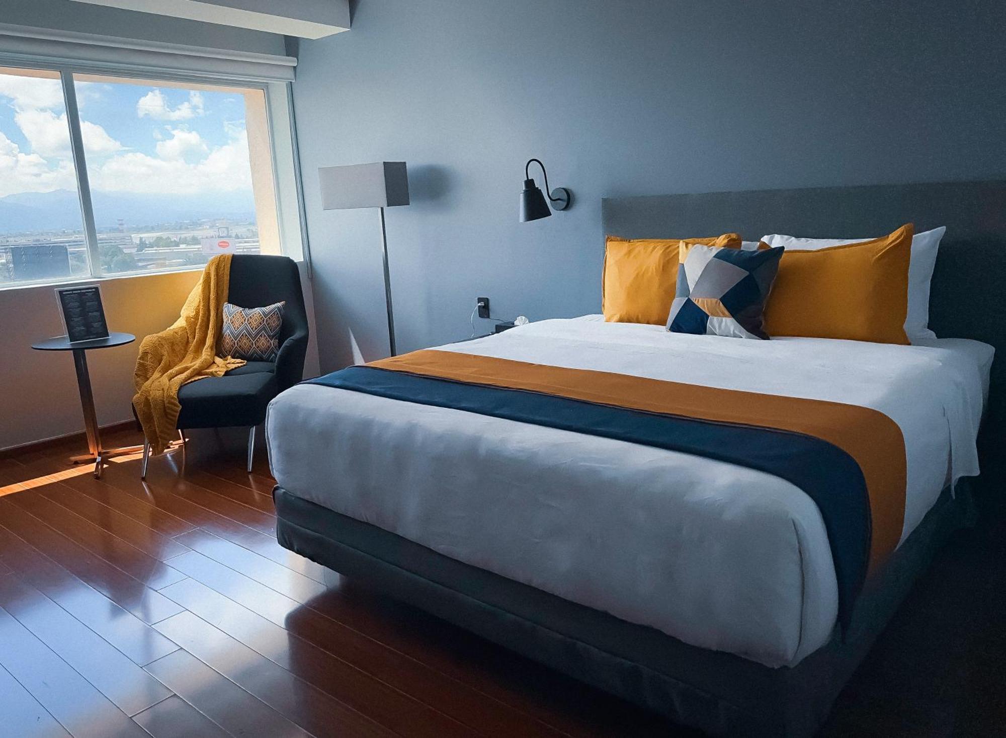 Hotel Opus Grand Toluca Aeropuerto ภายนอก รูปภาพ